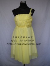 黄色短款礼服